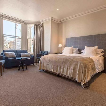 The George Hotel Каслтаун Экстерьер фото