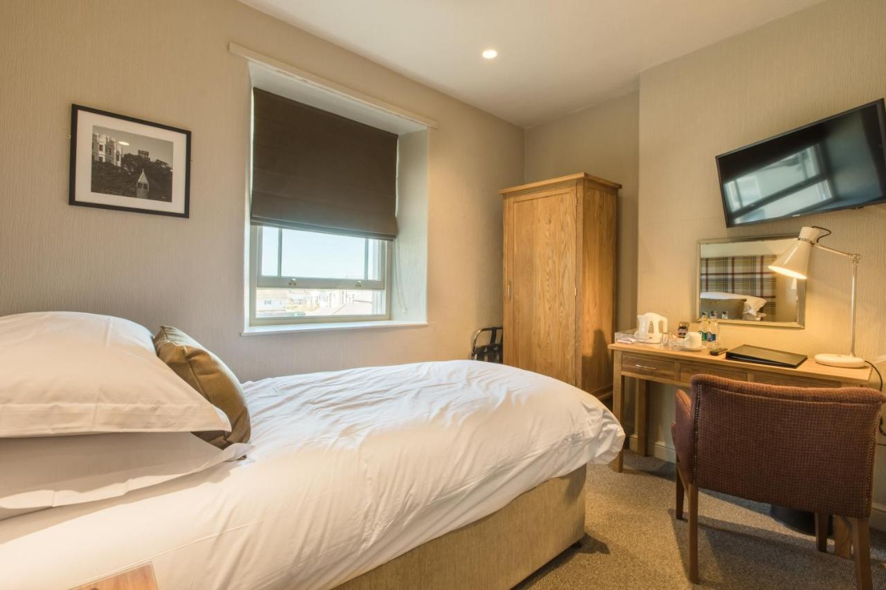 The George Hotel Каслтаун Экстерьер фото